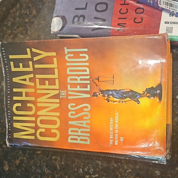 Michael Connelly books: Blood Work, A Darkness More Than Night,  Brass Verdict - Picture 3 of 5